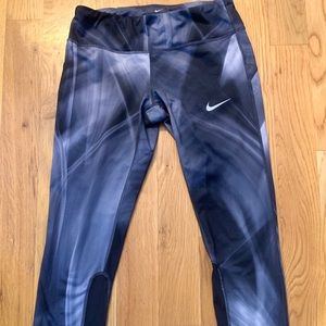 Nike leggings